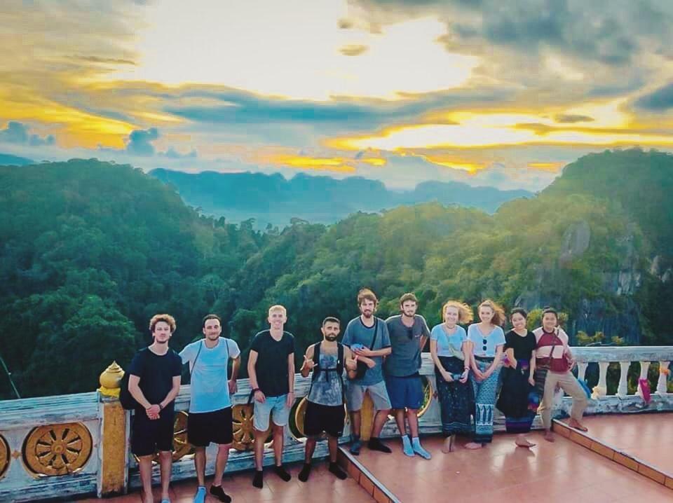 Sleeper Hostel Ao Nang Exteriör bild