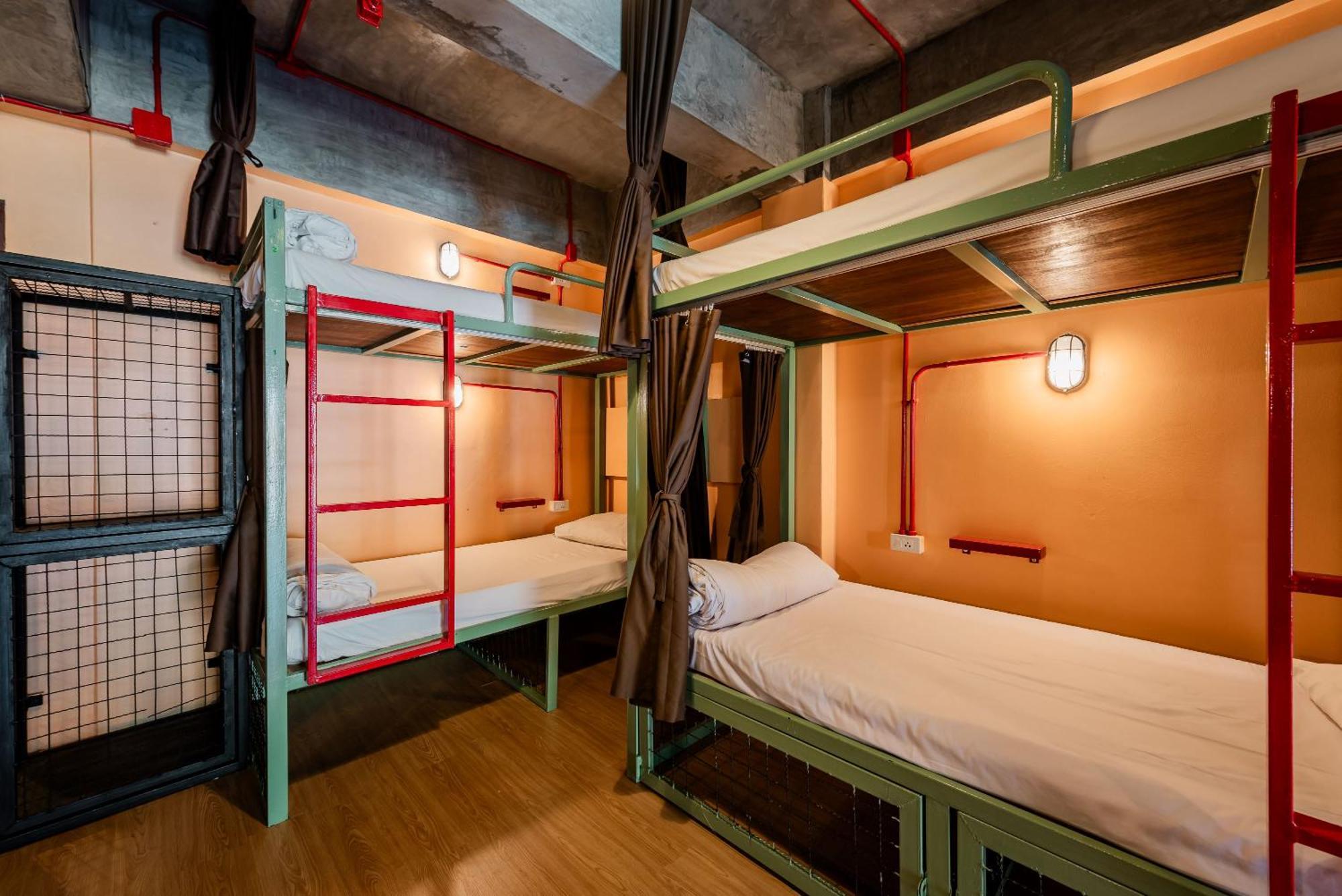 Sleeper Hostel Ao Nang Exteriör bild